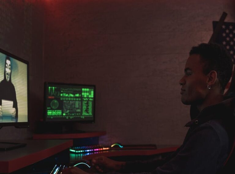 Why Do Hackers Hack in Games Togamesticky